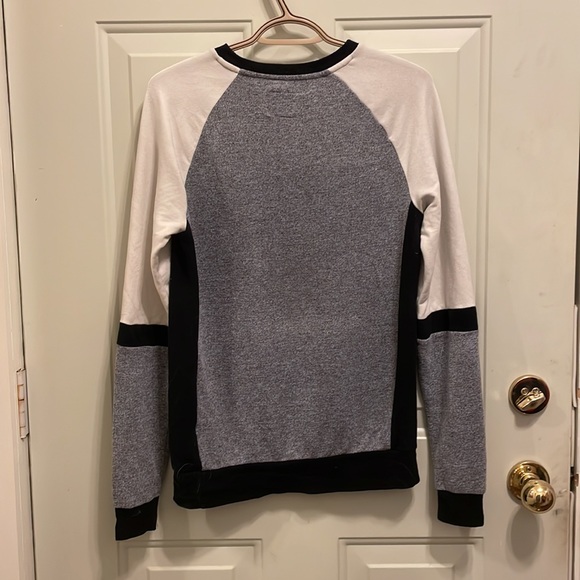 Roots Crewneck sweater - Picture 2 of 2